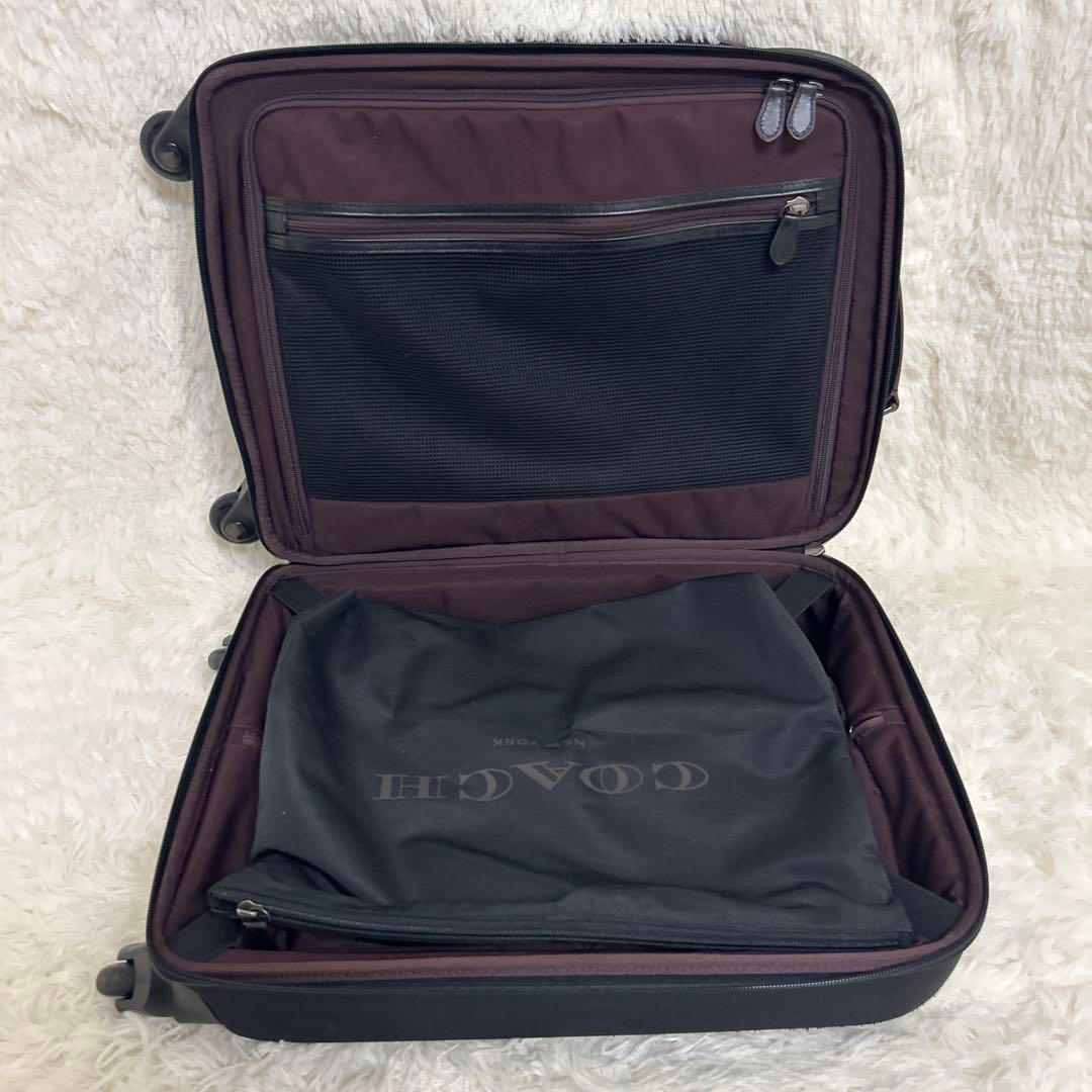 【美品】コーチ　キャリーケース　ウィールド　シグネチャー　黒　4輪