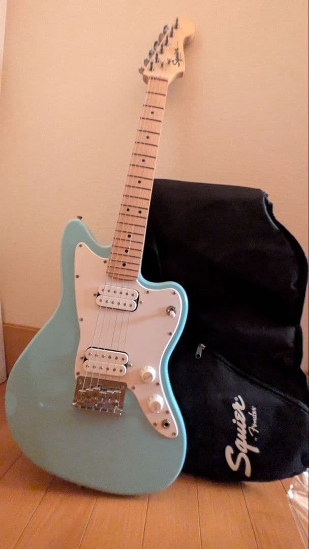 Squier ミニジャズマス HH 保証書、ケース、シールドつき