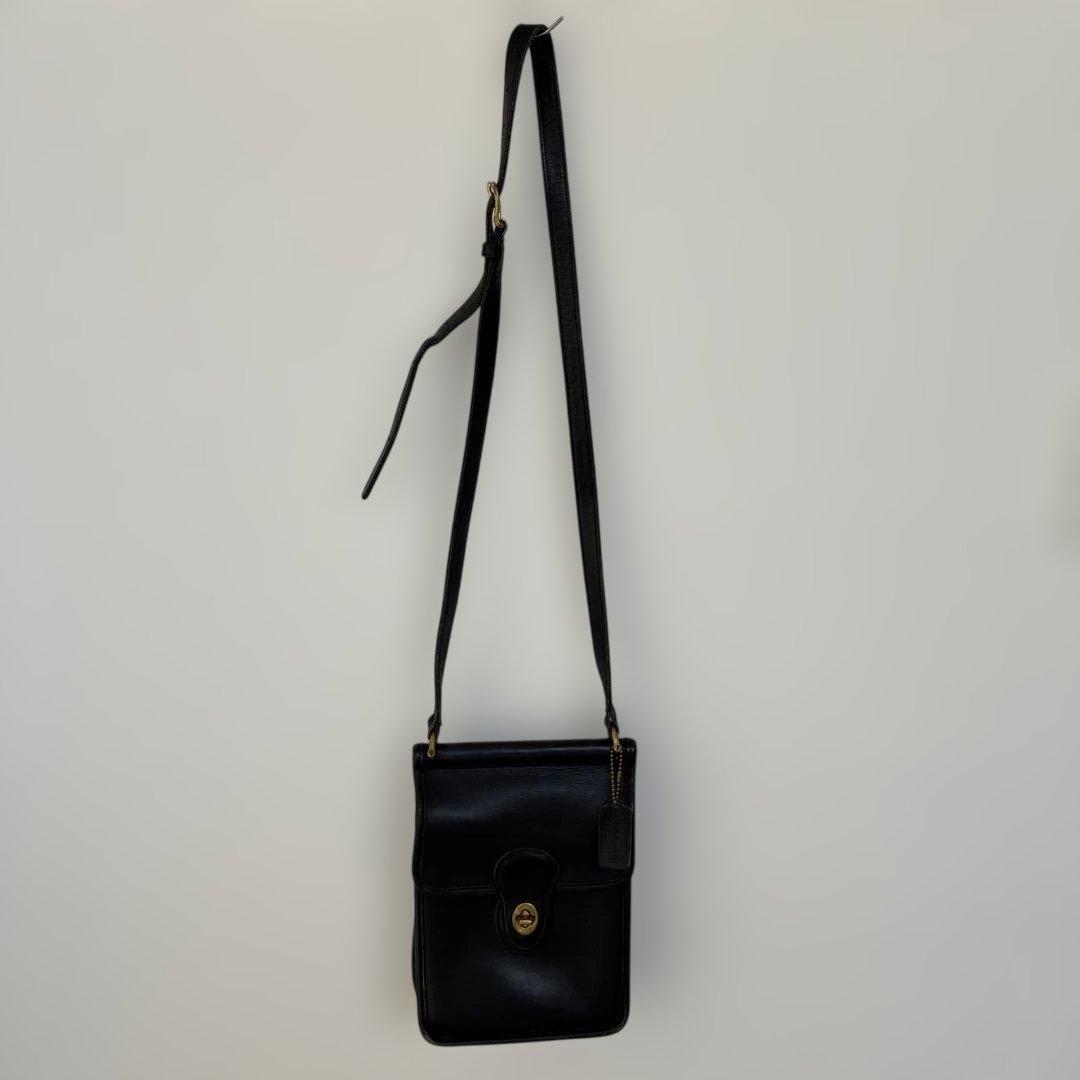 COACH　オールドコーチ　ショルダーバッグ　ブラック　ターンロック