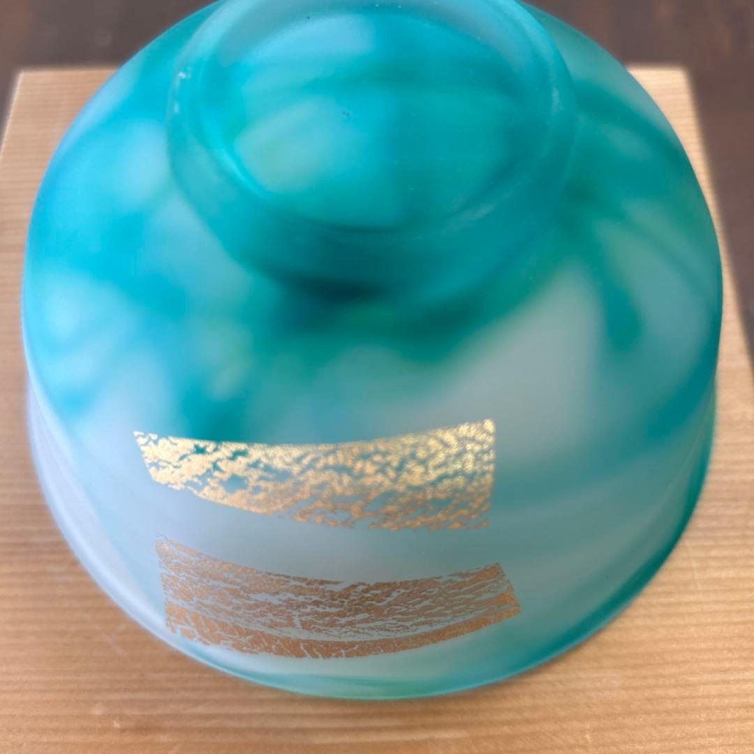 作家　ガラス作家　抹茶椀　茶道　金箔　マーブル模様　ヴァイオリン香合