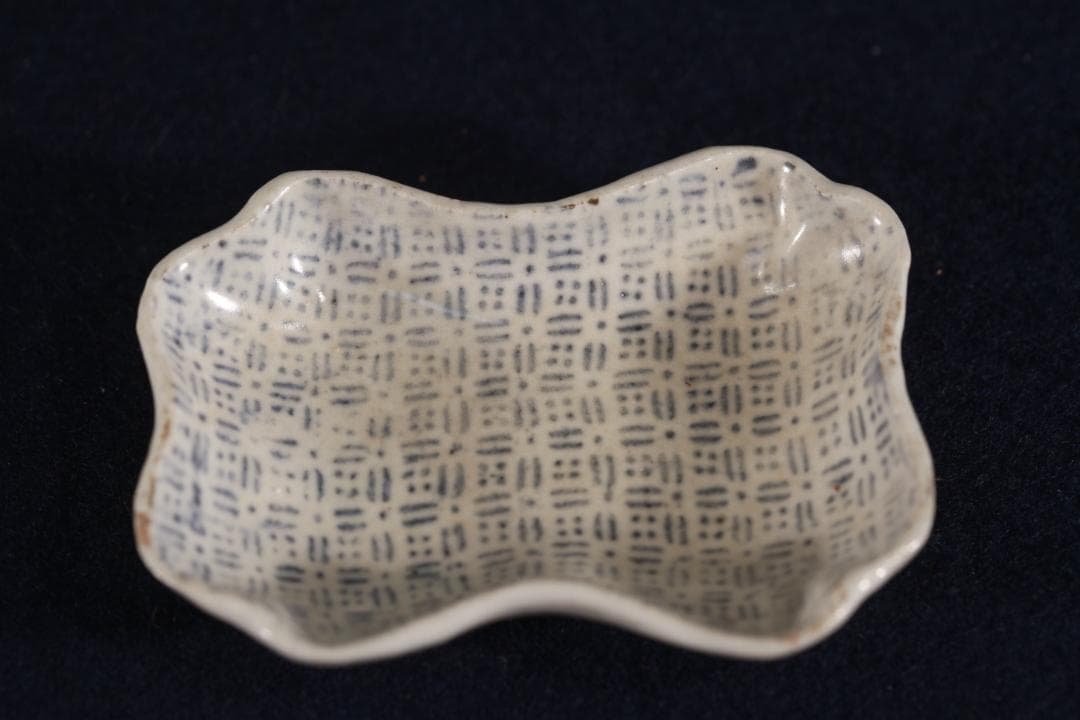 308　古伊万里染付紙摺印判更紗文様豆皿　無疵美品　江戸前期