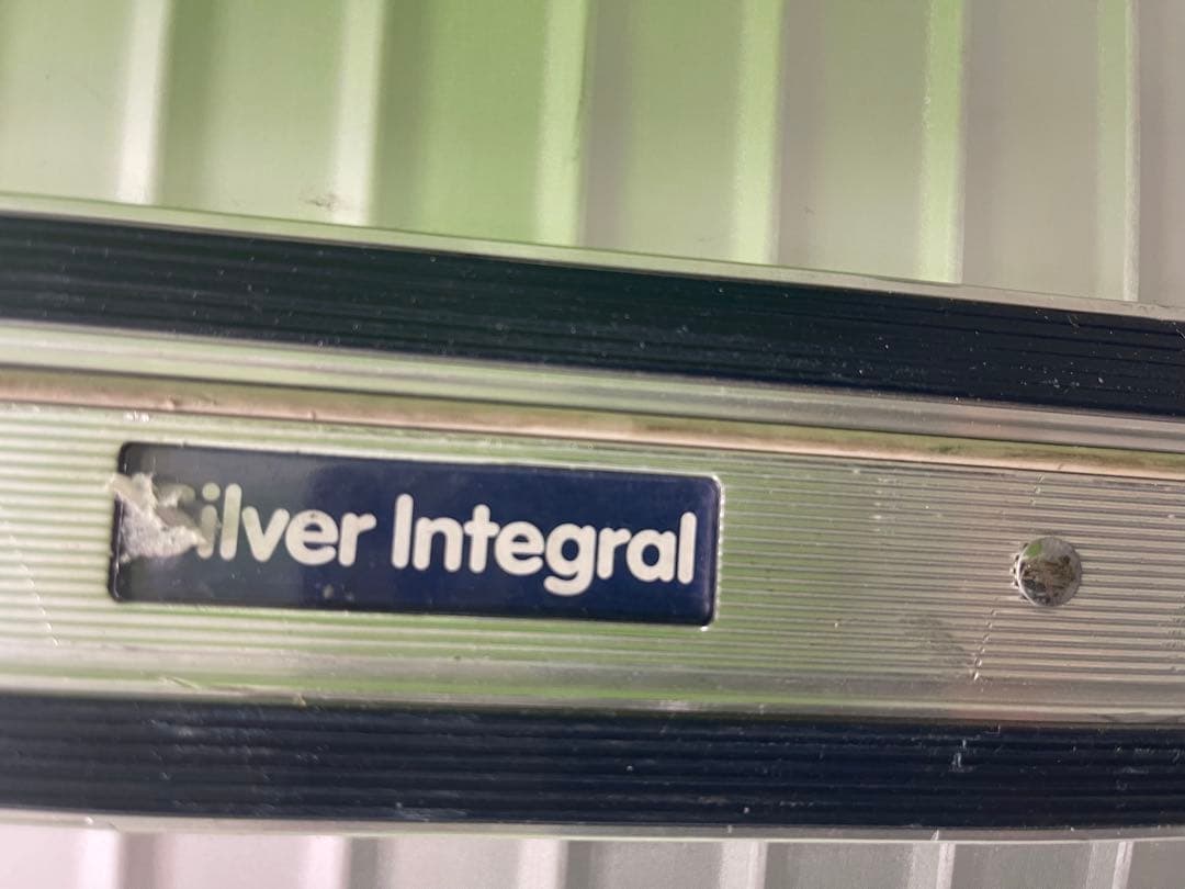 絶版　貴重　リモワ RIMOWA シルバーインテグラル 78L マルチ４輪