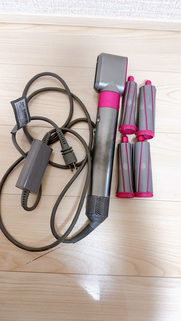 dyson airwrap HS01 エアラップ スタイラー　ダイソン