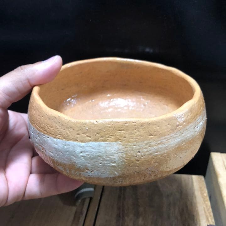究極の美◼️蔵から丸くてオレンジ色のまるでミカンのようなの抹茶茶碗が出てきました。