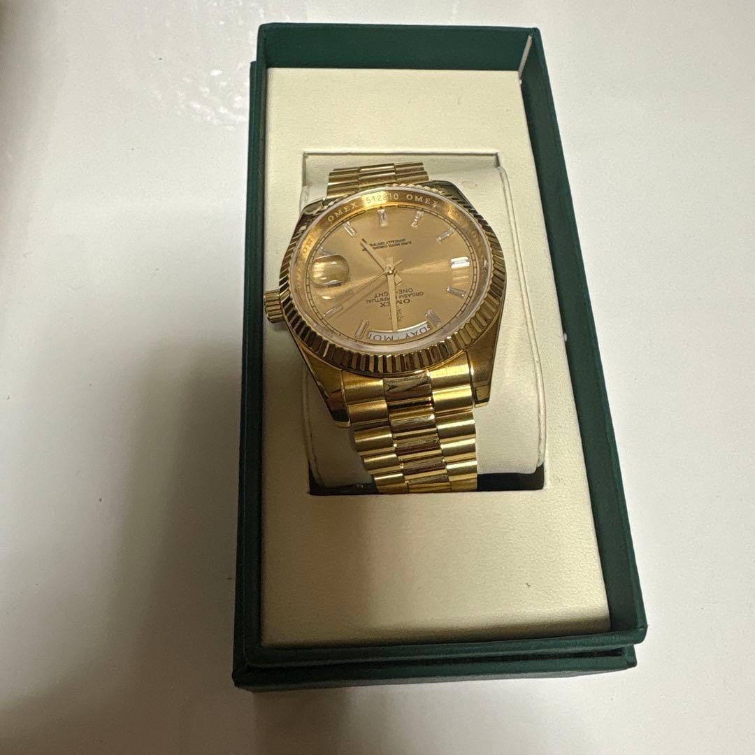 時計 8008