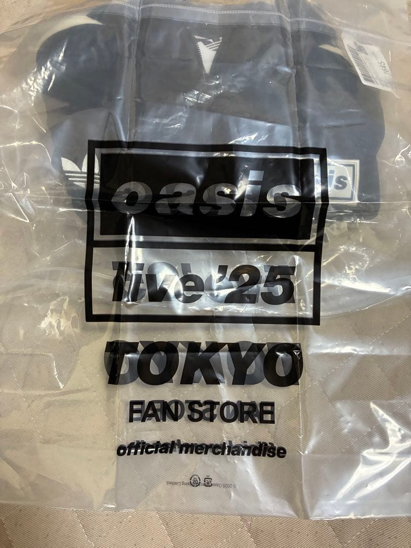 adidas oasis ツアーファイヤーバード トラックトップSサイズ