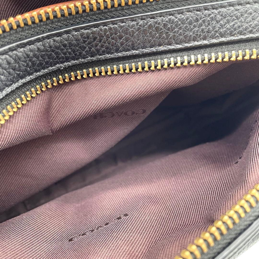 【極美品】コーチ　ウィロウ　カメラバッグ　ターンロック　レザー　ブラック