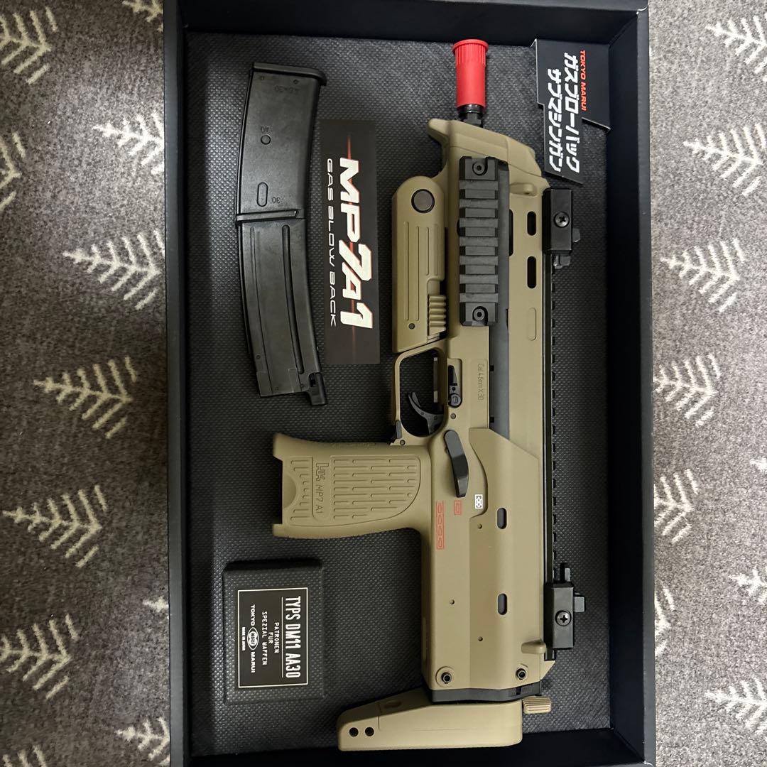 ミ*ー様 MP7A1 ガスガン タンカラー