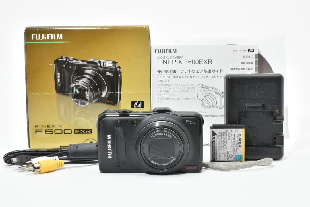 【美品】FUJIFILM FINEPIX F600EXR ブラック　動作確認済