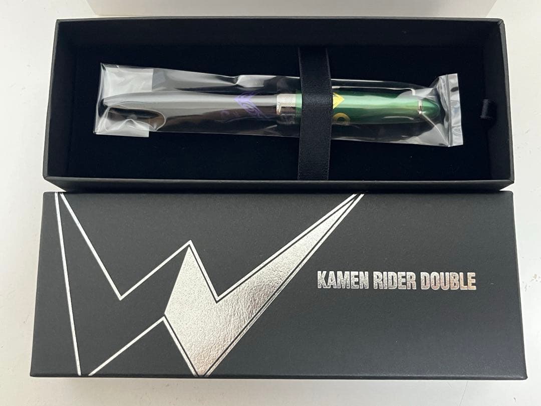 仮面ライダーW 万年筆（セーラー万年筆）プレミアムバンダイ限定　新品・未使用