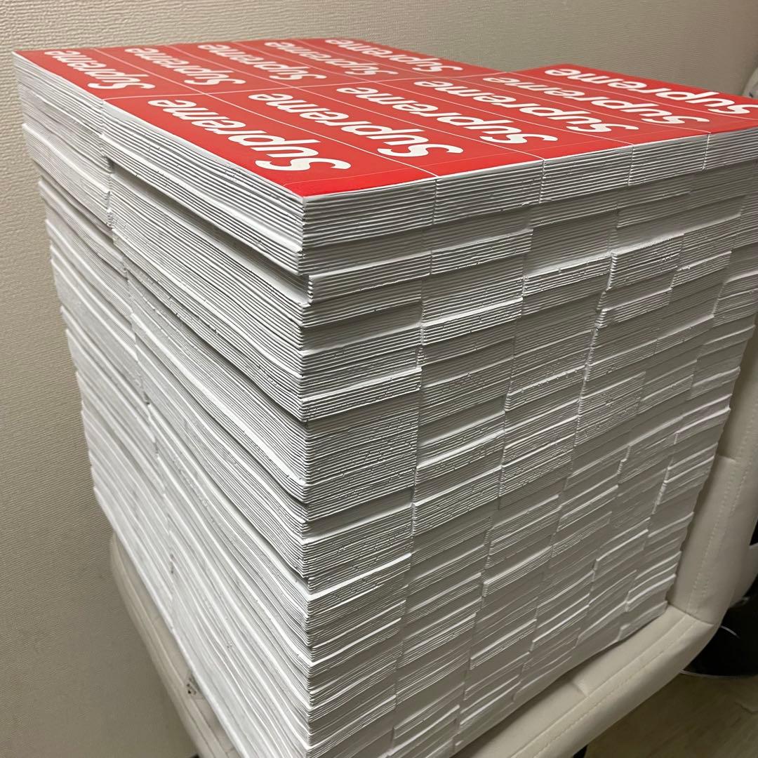 サイドテーブル・ナイトテーブル・ローテーブル Supreme/Rotary Hero Sticker Bricks Stool