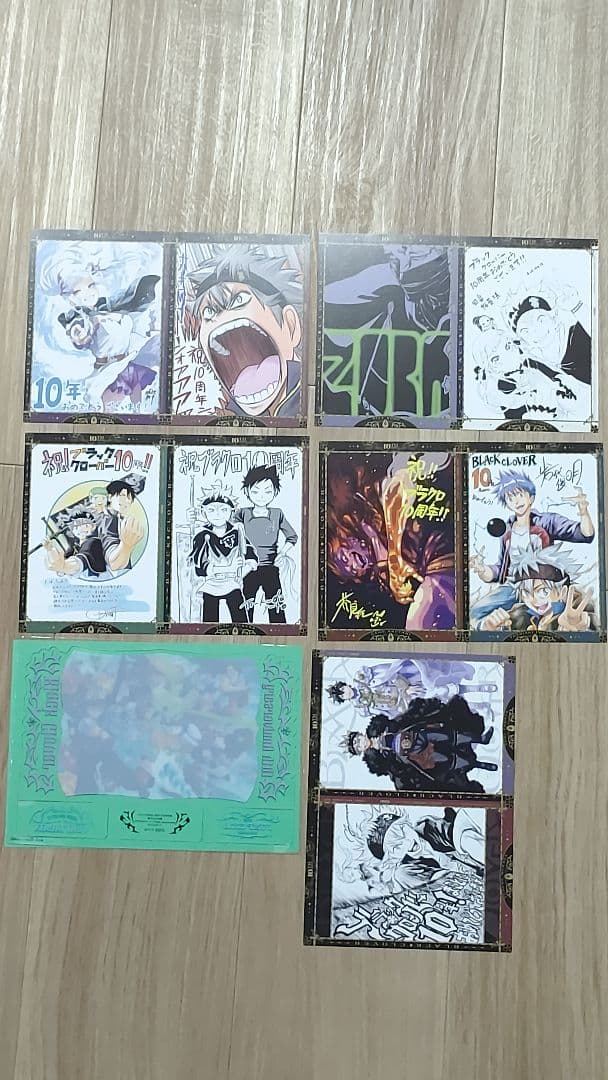 ブラッククローバー　ポストカード　クリアスタンド　10周年缶バッチ