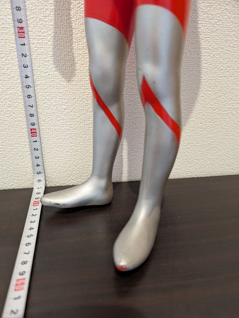 平成生まれの高さ46cmの初代ウルトラマン フィギュア