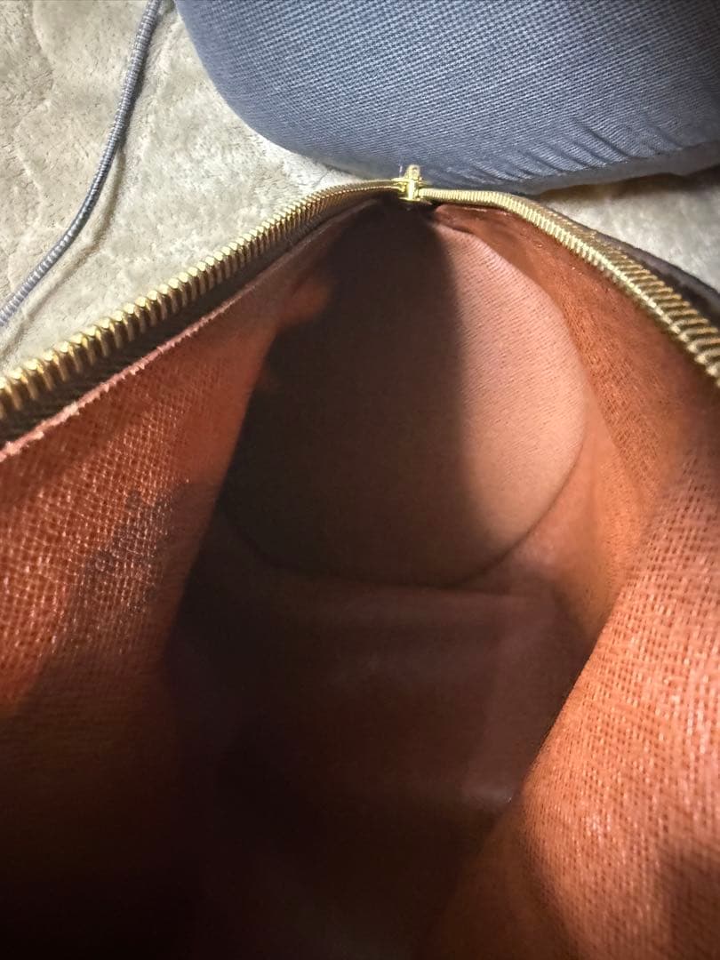 ルイヴィトン　LOUIS VUITTON パピヨン　ポーチ　　箱　ミニバッグ付き