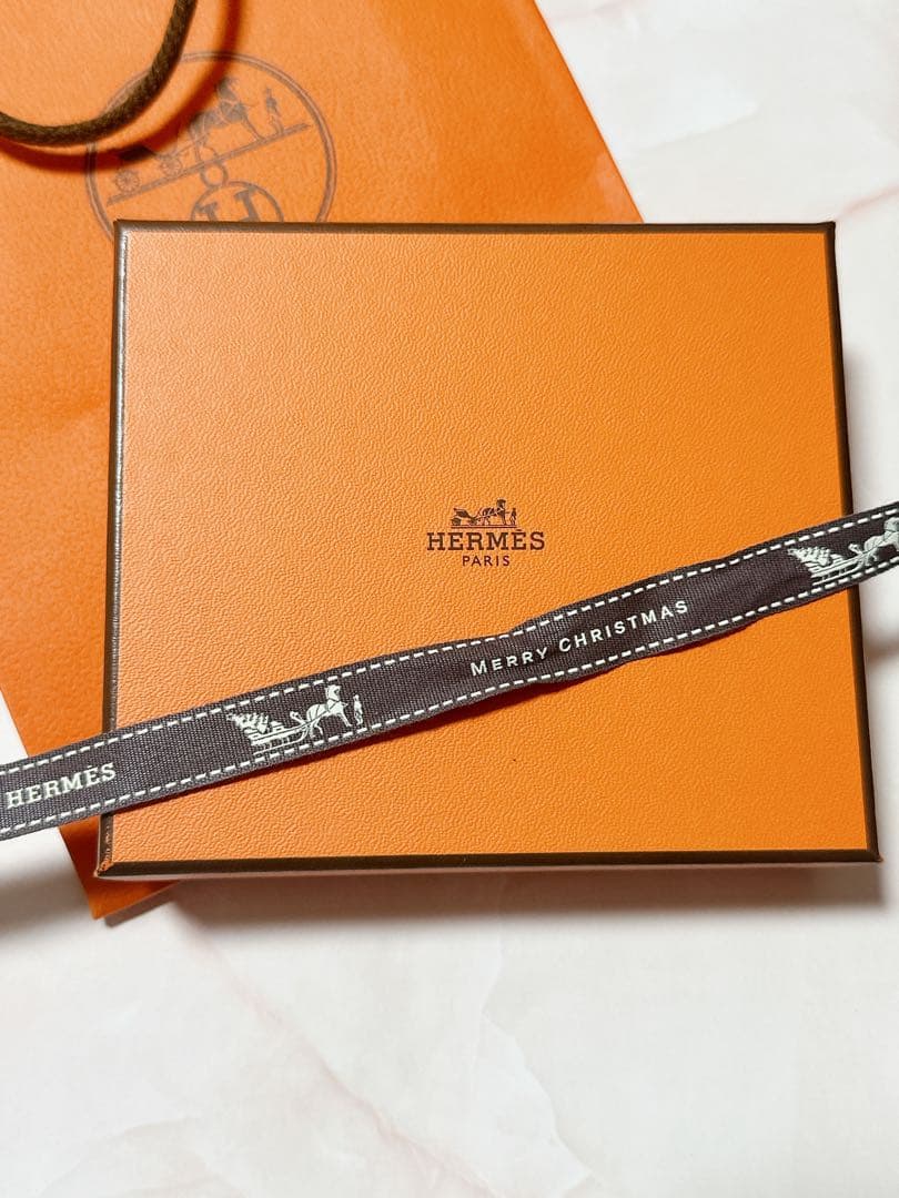 【新品未使用】エルメス シルクインコンパクト エトゥープ