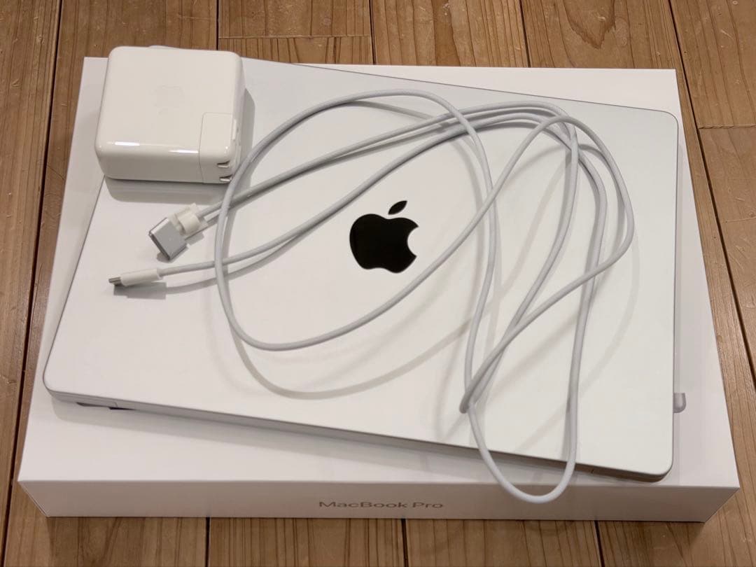 MacBook Pro M1Pro 16GB/512GB バッテリー100％