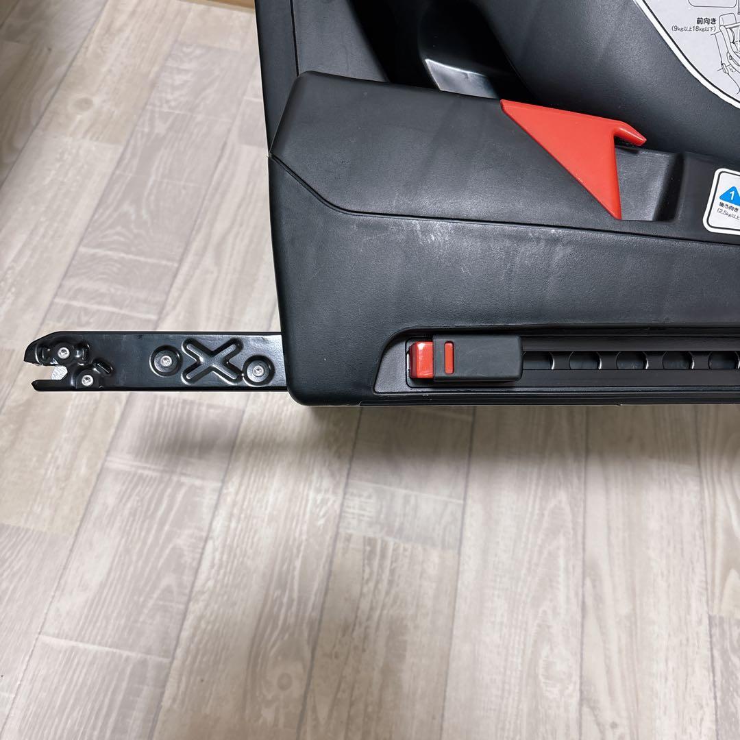 極美品　ターンシート ミッキーマウス チャイルドシート ISOFIX 西松屋限定