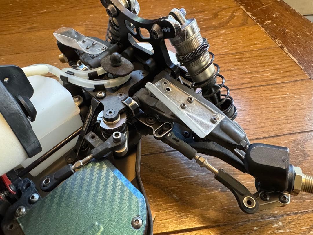 SWORKz S35-4 1/8 バギー エンジン付き