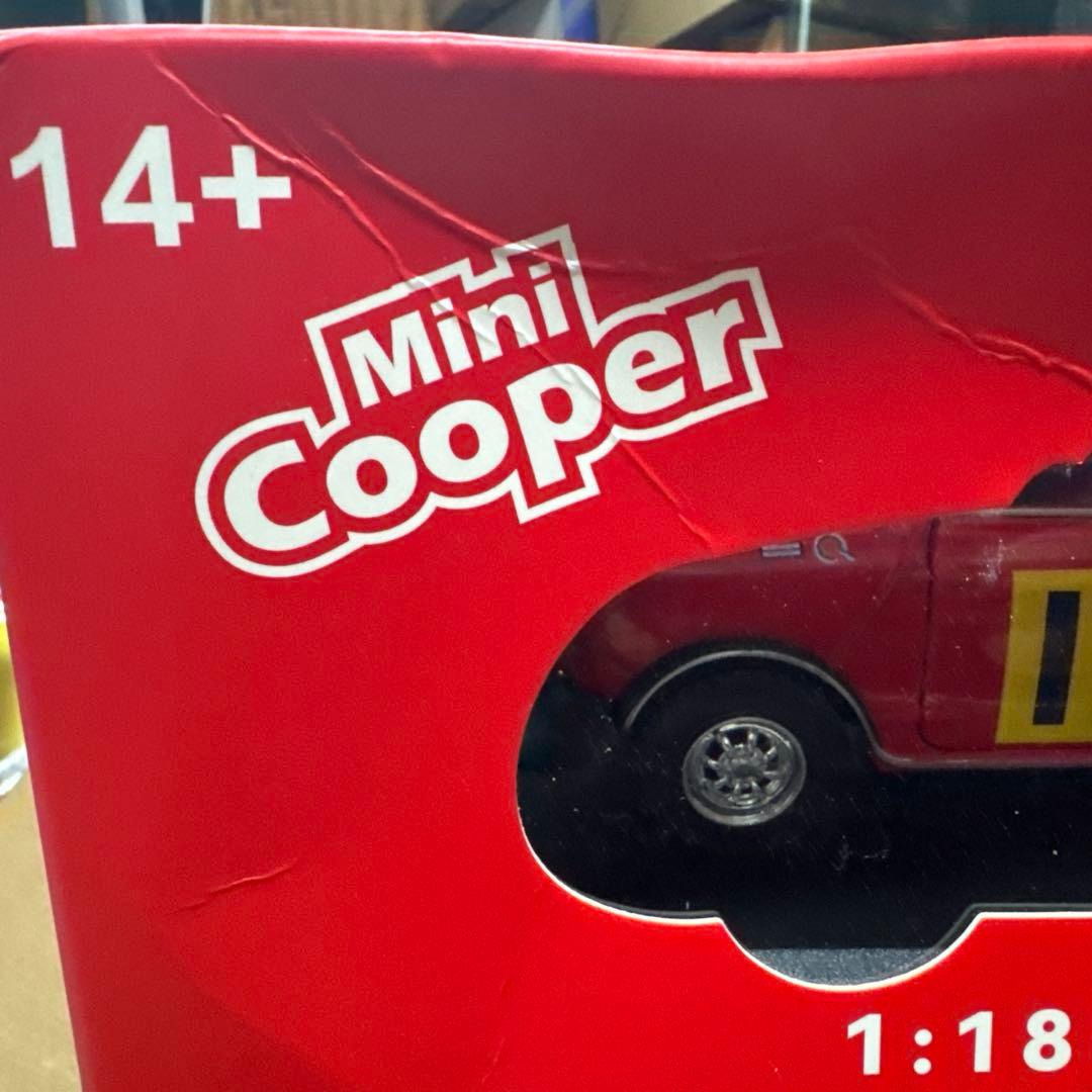 Mini Cooper 1:18 スケールモデル 177