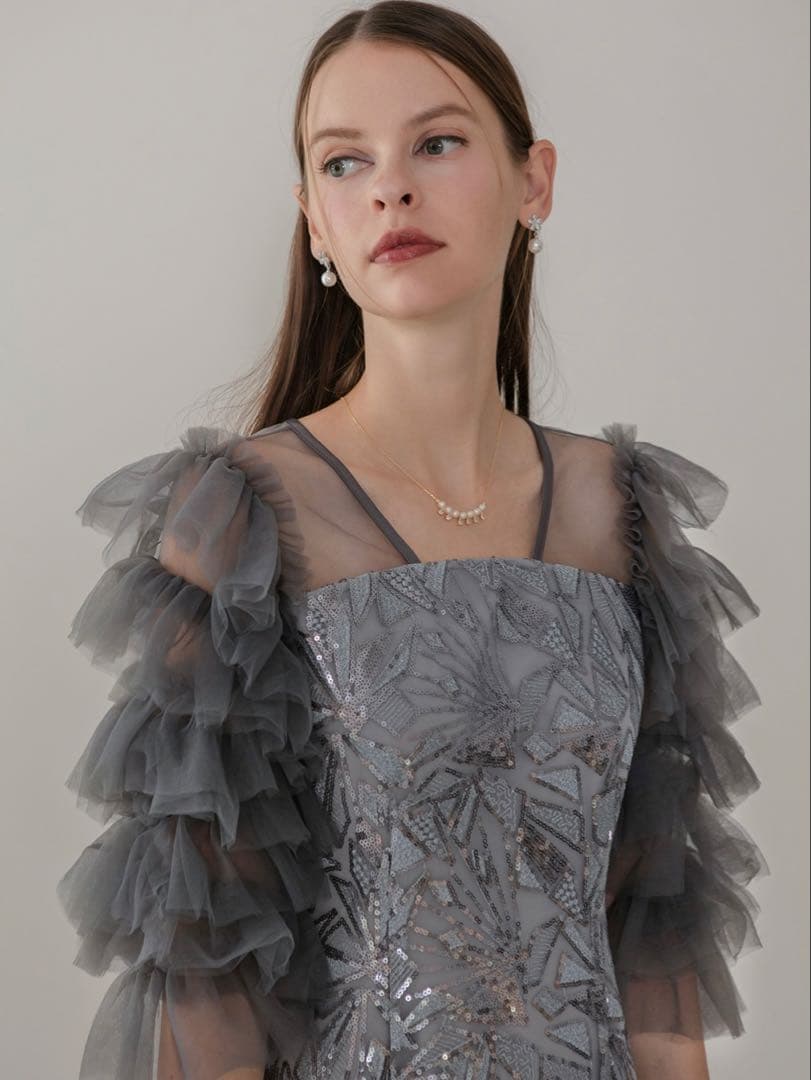 チュールフリルスリーブスパンコールIラインワンピースドレス結婚式パーティー成人式