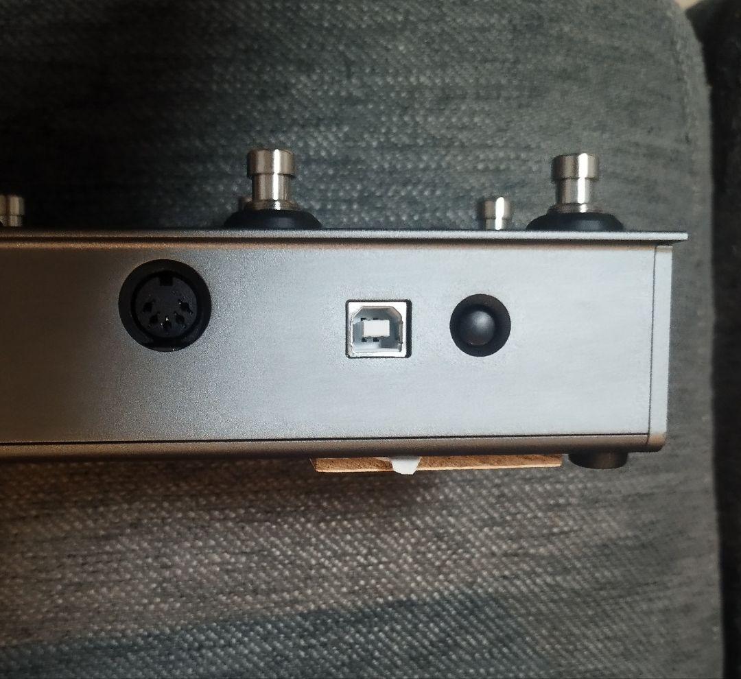 MIDI COMMANDER コントローラー（梱包済）