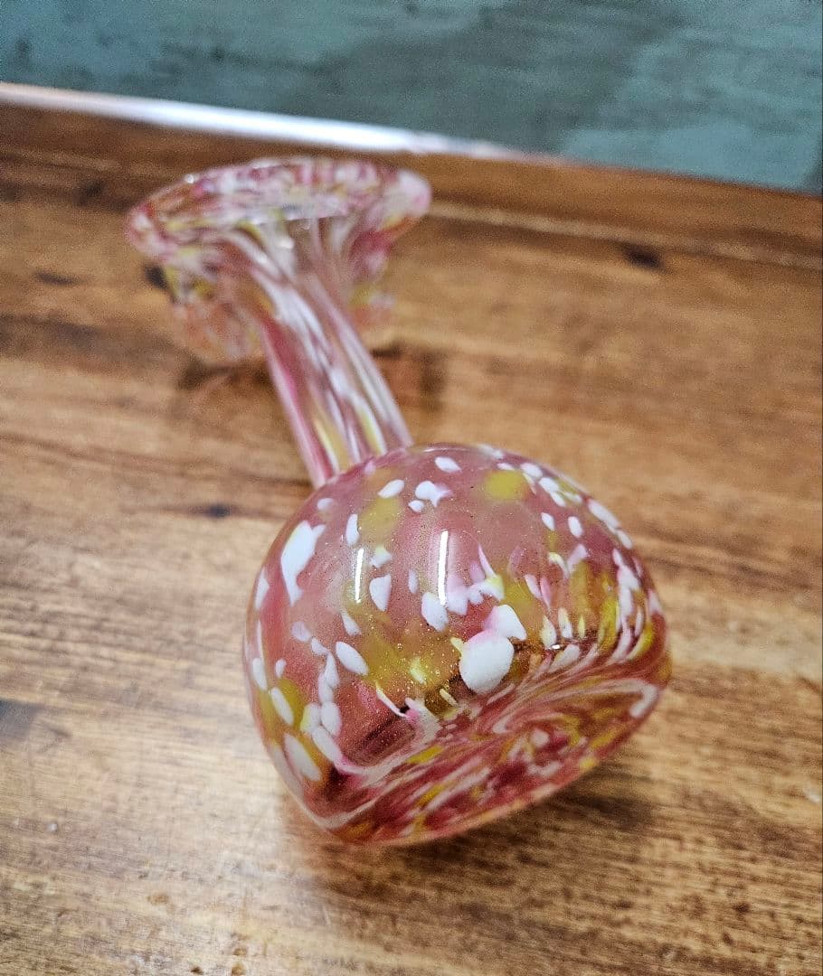 フランスアンティーク オパリンガラス クリシー フリル 花瓶 花器 一輪挿し