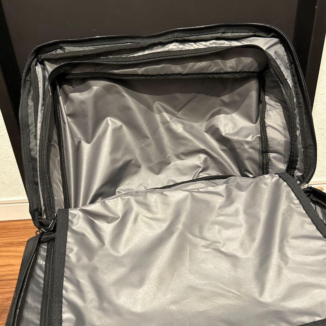 ☆ EASTPAK 　TRANVERZ トリムウィールドキャンバススーツケース