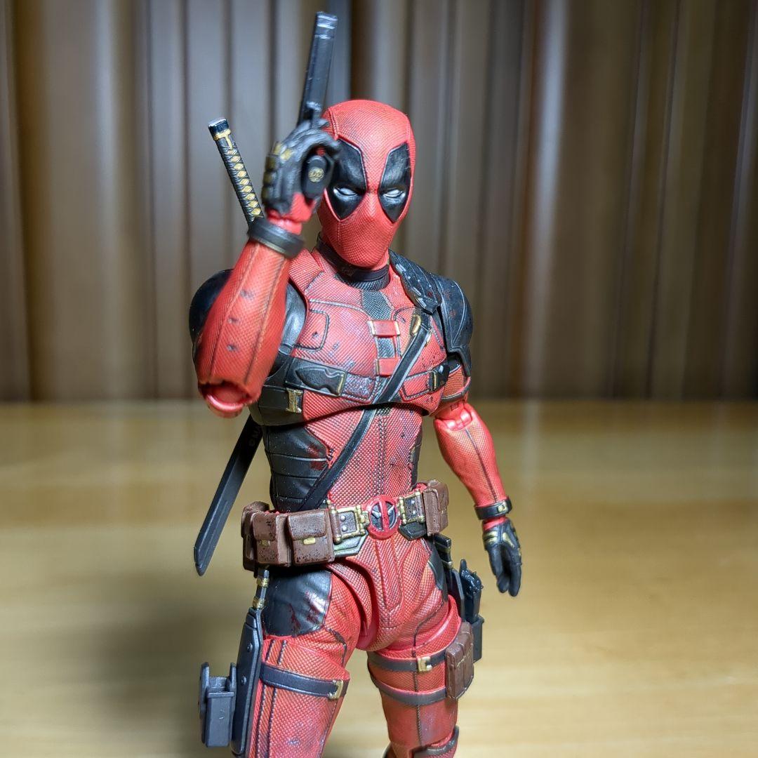 フィギュアーツ デッドプール　ウルヴァリン　(バトルダメージ仕様) 2体セット