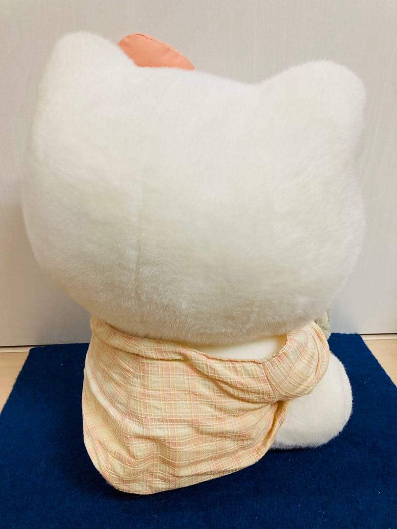 ハローキティ　シーズー　ぬいぐるみ　ワンコ　犬　レトロ　約40cm 抱っこ