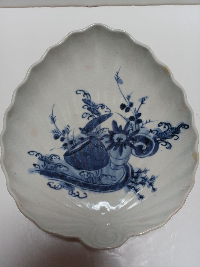 骨董　貝形皿　染付　正化年製　貫入