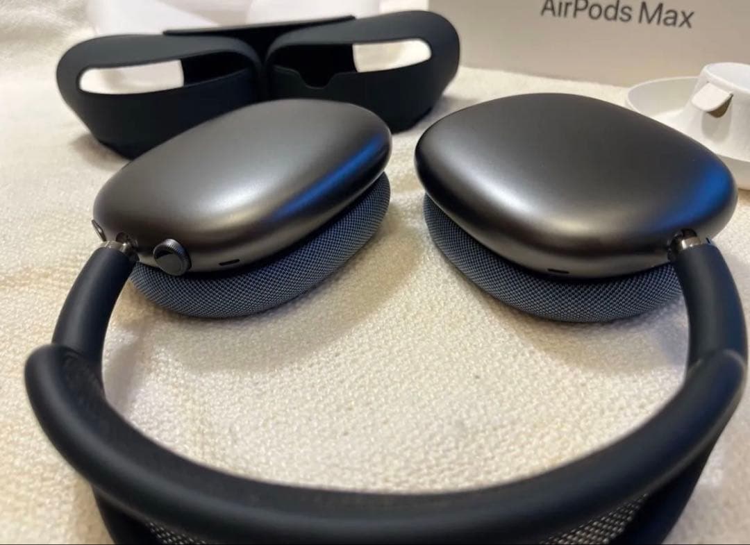 【正規品/美品】AirPods Max 本体 スペースグレイ　ケースなどおまけ付