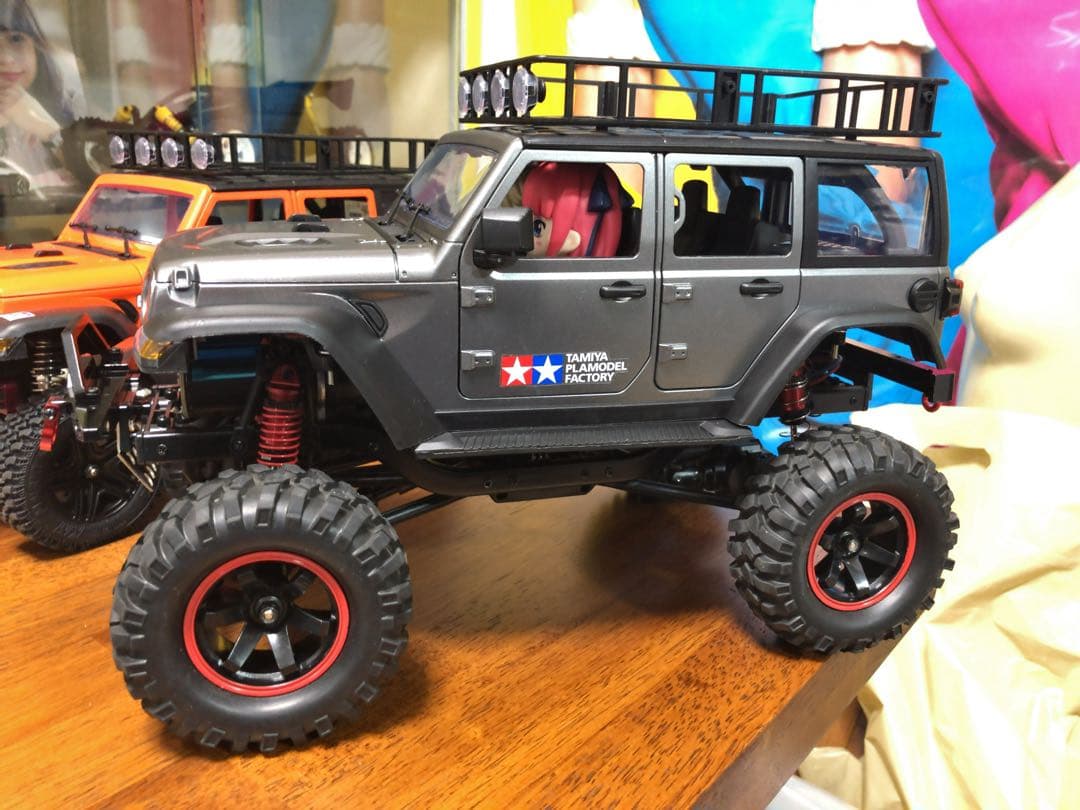 MN128 クローラーラジコン