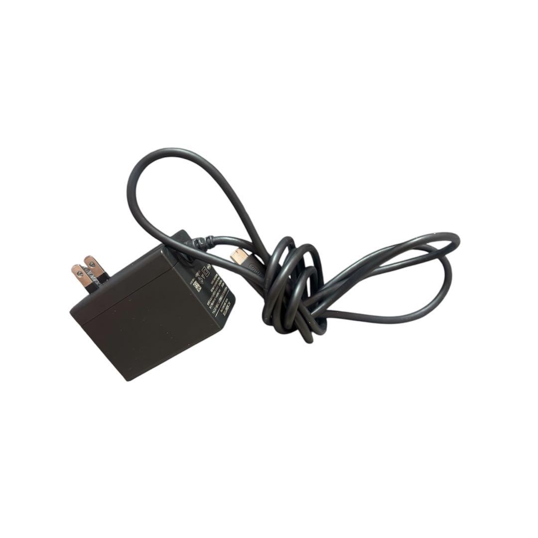 Switch 旧型(HAC-001)の本体+充電器のみ