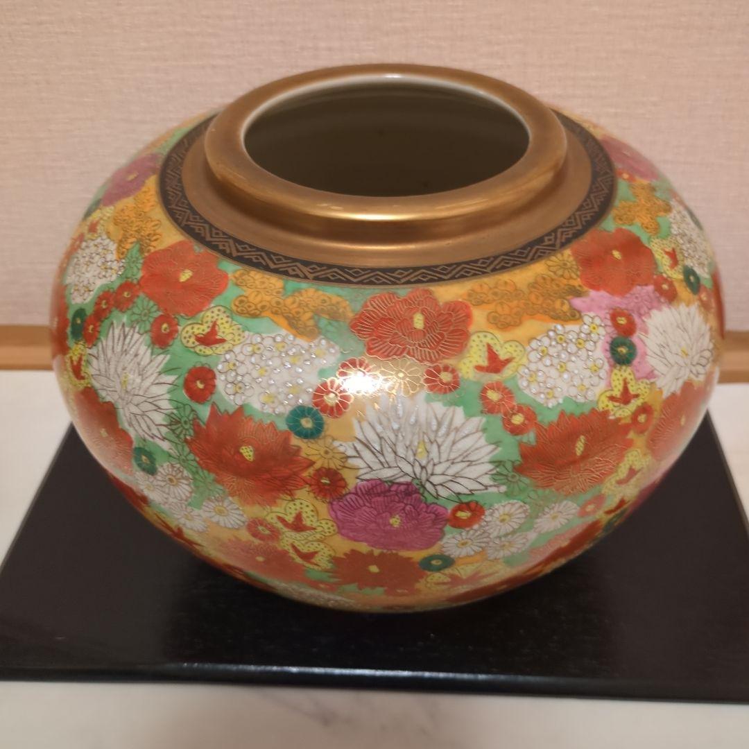 お正月金彩装飾 陶器製 花器 多色花柄　九谷　時代物　1