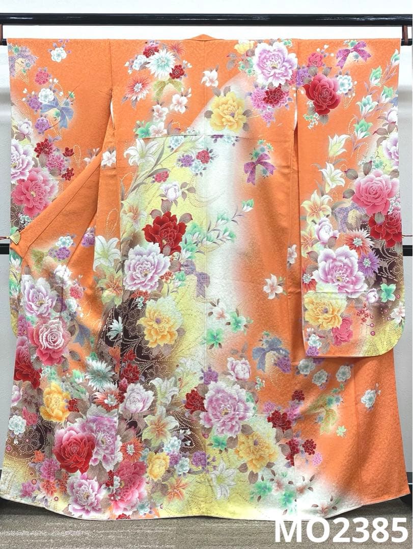 振袖 豪華 銀通し 刺繍 紋意匠 薔薇 身丈162cm 撥水加工済