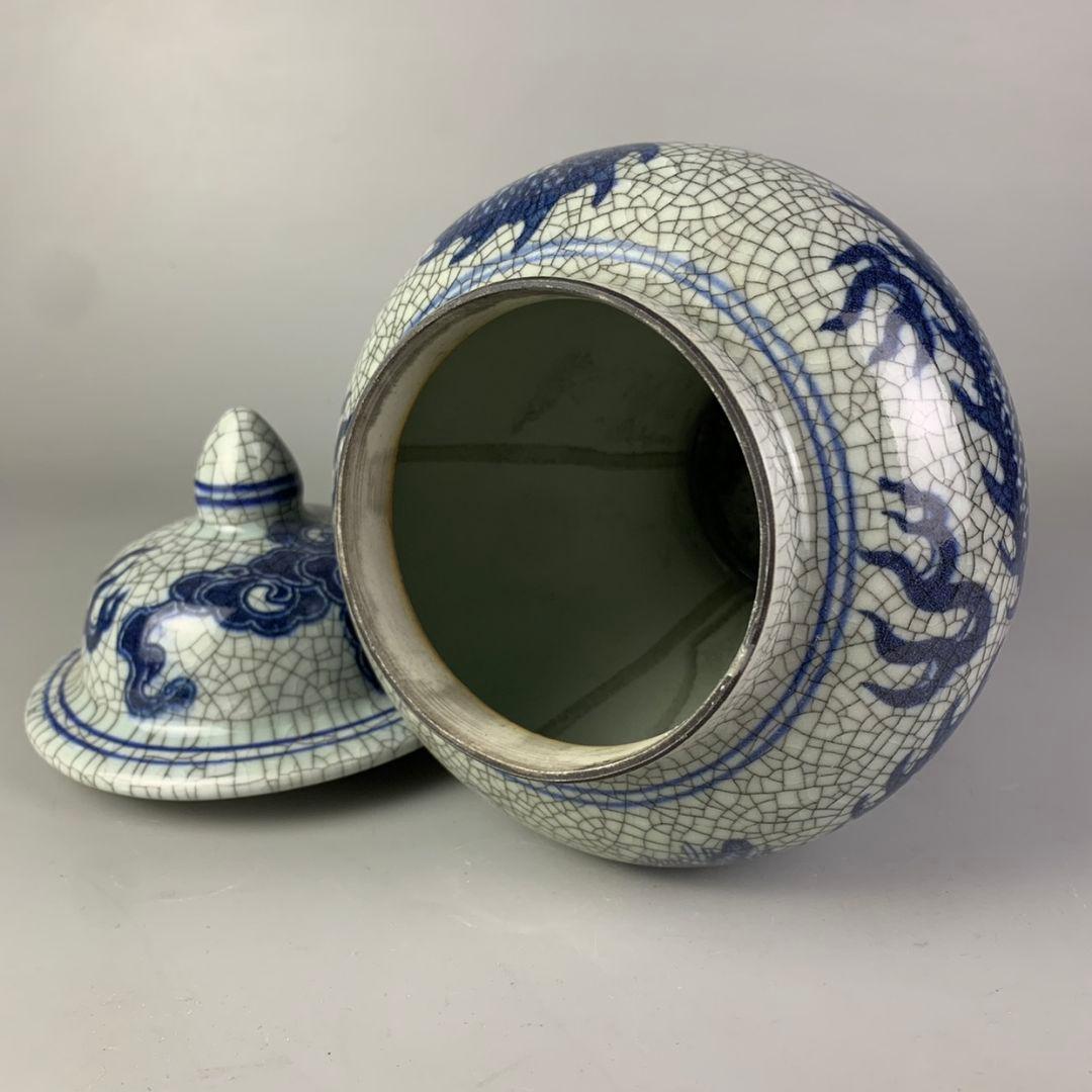 青花龍紋喜珠図将軍缶 風水 置物 景徳鎮 陶磁器 装飾品現代工芸品 美術品 置物
