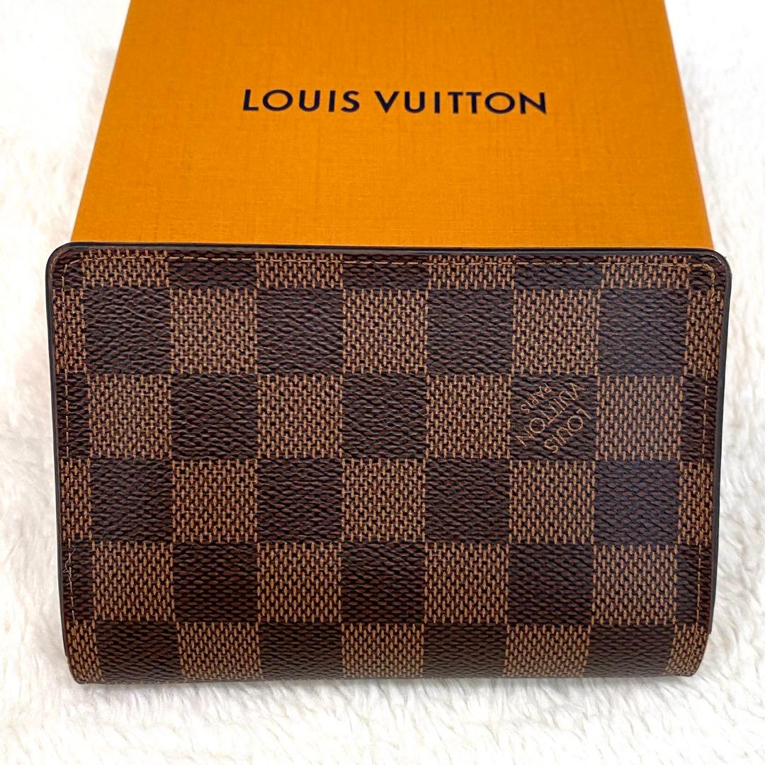 ルイヴィトン ポルトフォイユジュリエット　 二つ折り財布　ピンク