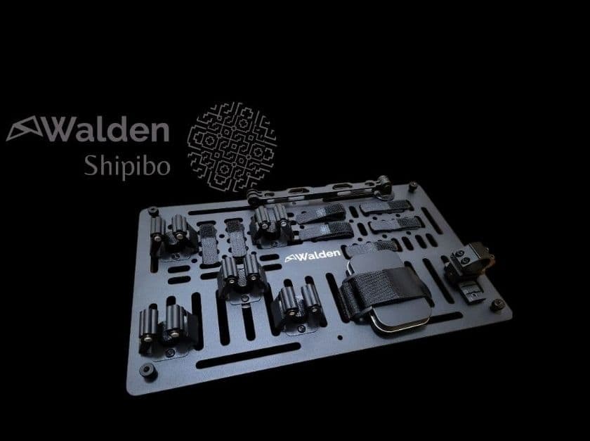 ●25L～30Lアルミコンテナ用 上蓋パネル　Sサイズ　トルクアーム付属