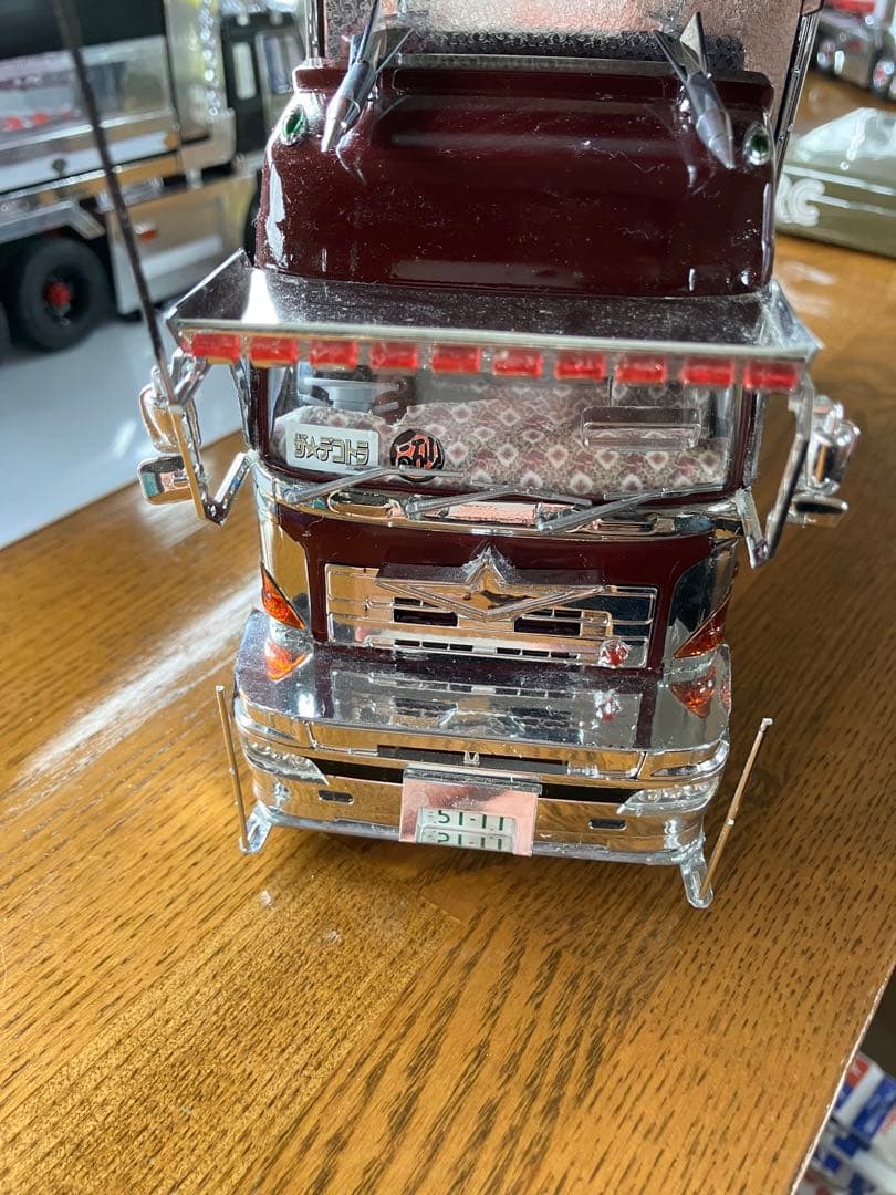 プロフィア、デカ箱ダンプ、デコトラ、完成品1／32