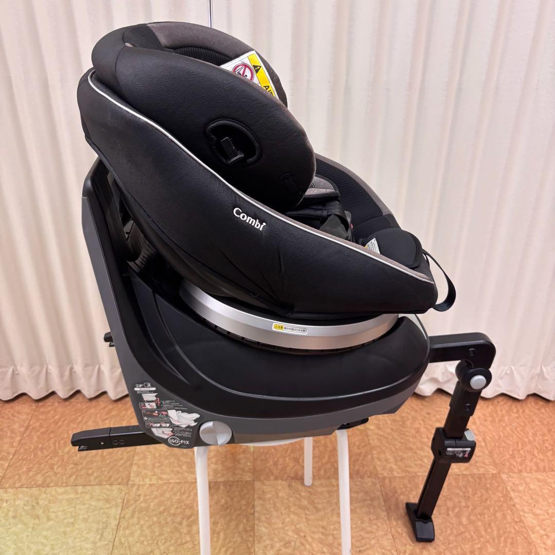 クリーニング済　☆綺麗☆　コンビ　クルムーヴ　ISOFIX 　ブラック