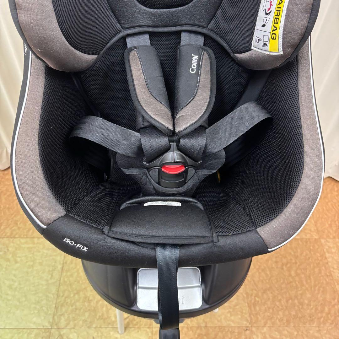 クリーニング済　☆綺麗☆　コンビ　クルムーヴ　ISOFIX 　ブラック