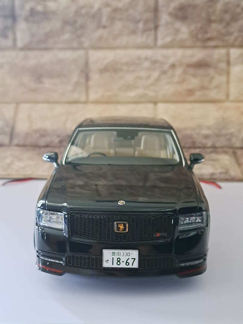 １/18 オートアートTOYOTAセンチュリーGRMN