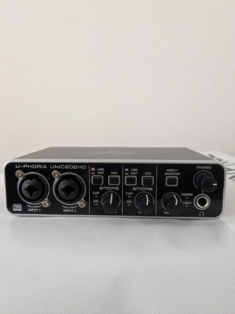 【ぴぴさん専用】Behringerオーディオインターフェイス UMC202HD