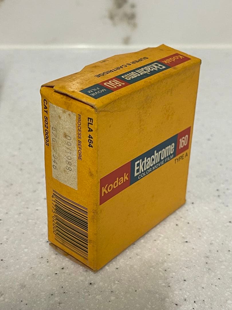 キャノン小型軽量サウンドカメラ　1983年11月購入　カラーファイル5本付き