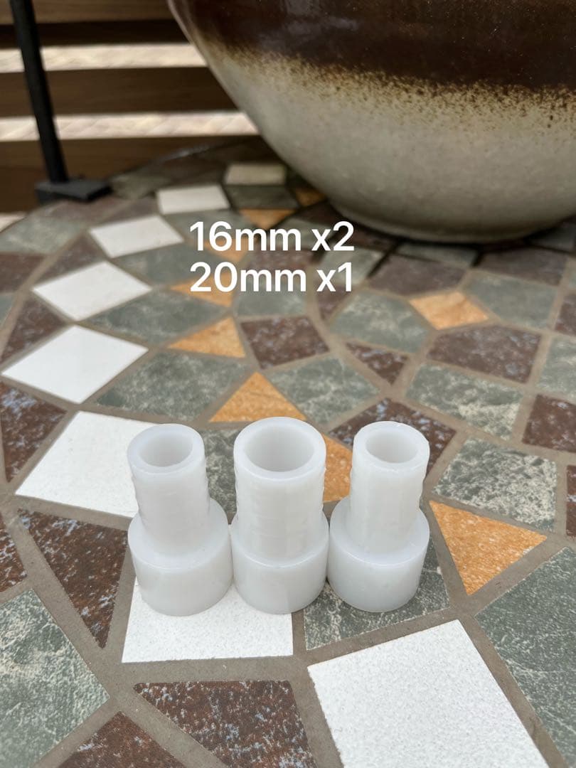 大型水槽用沈殿物理生物一体型濾過槽　水中ポンプバイオスポンジフィルター付き