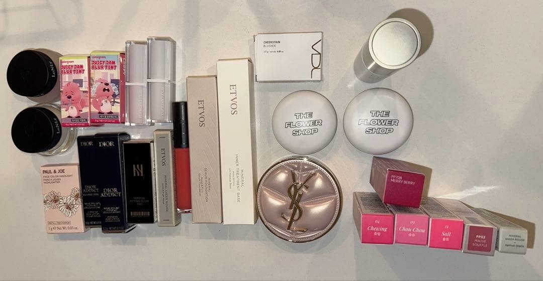 週末セール♡ブランドコスメおまけ付き♡