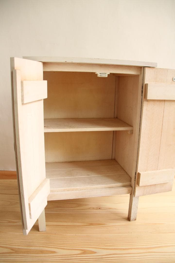 アンティーク　キャビネット　木製　レトロ