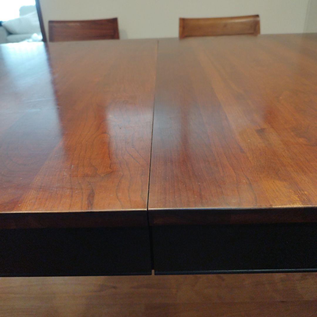 アメリカ高級家具　Ethan Allen イーセンアーレン　ダイニングテーブル