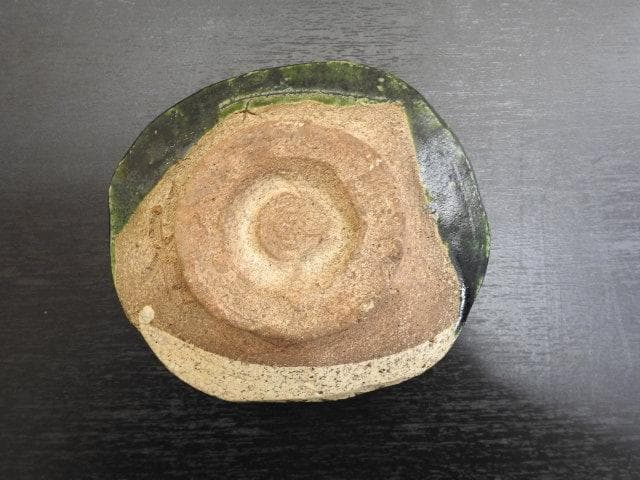 織部沓茶碗　加藤十右衛門？　MA306