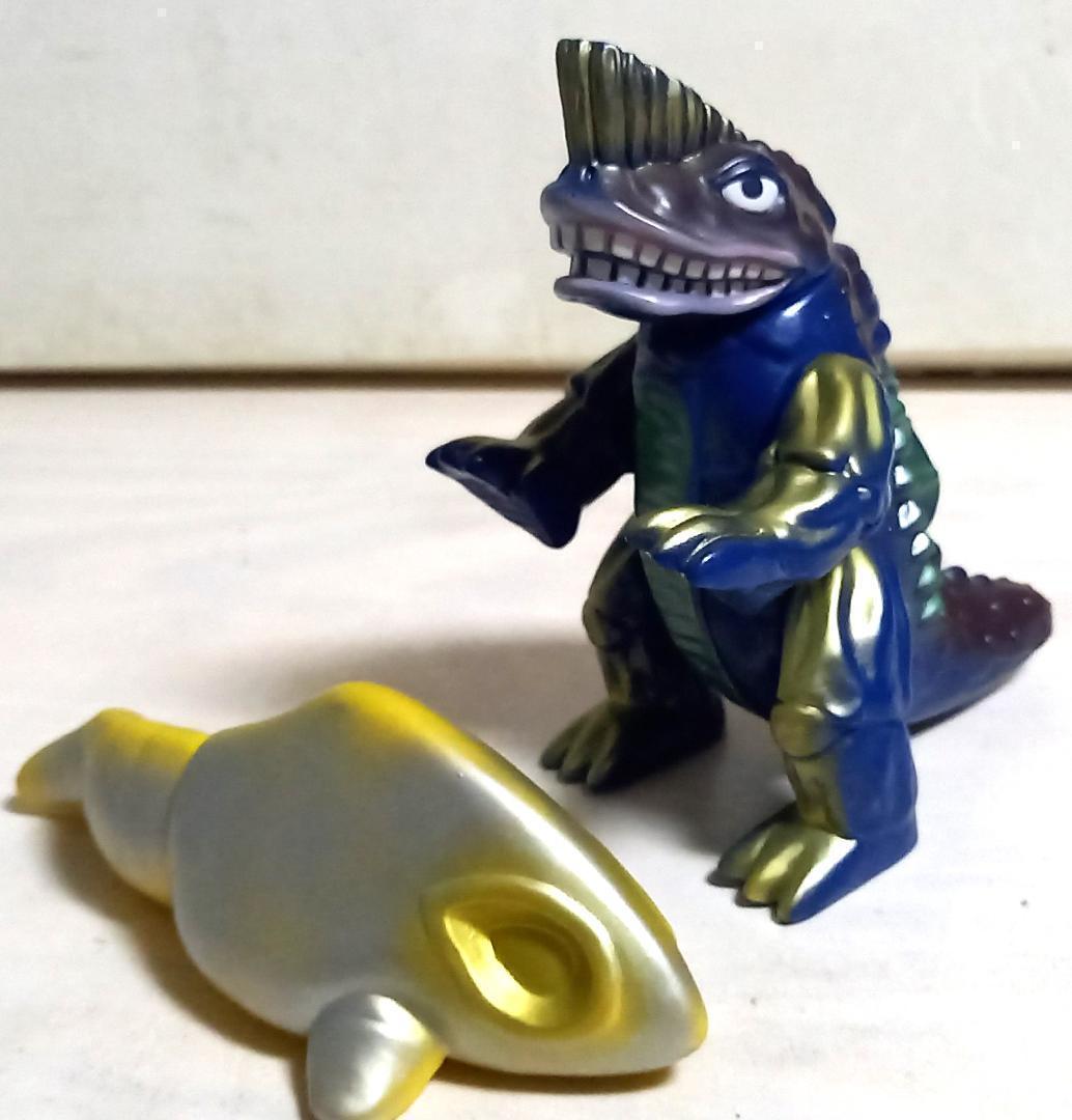 ★ガバドン　2体　マーミット　2000年 ウルトラマンから